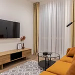 Forum 4*