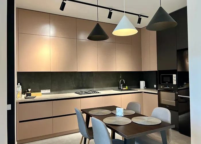 Forum アパートホテル 4*